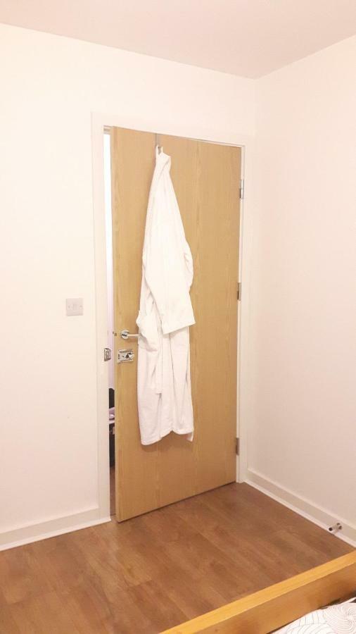 Lavi'S House-East Milton Keynes Bed & Breakfast Bagian luar foto